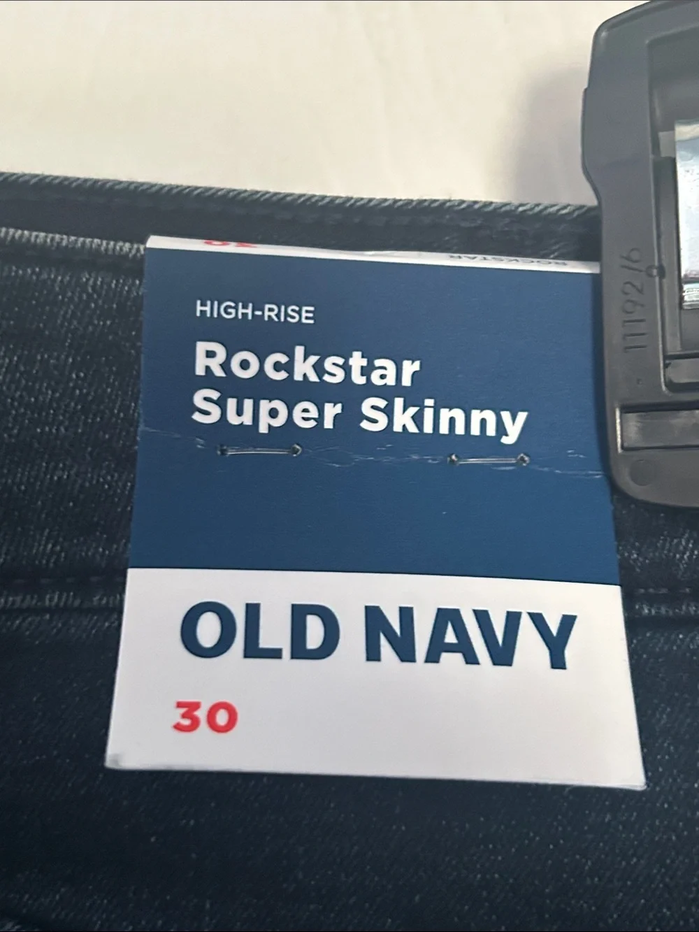 Old Navy high rise Rockstar super skinny jeans size 30